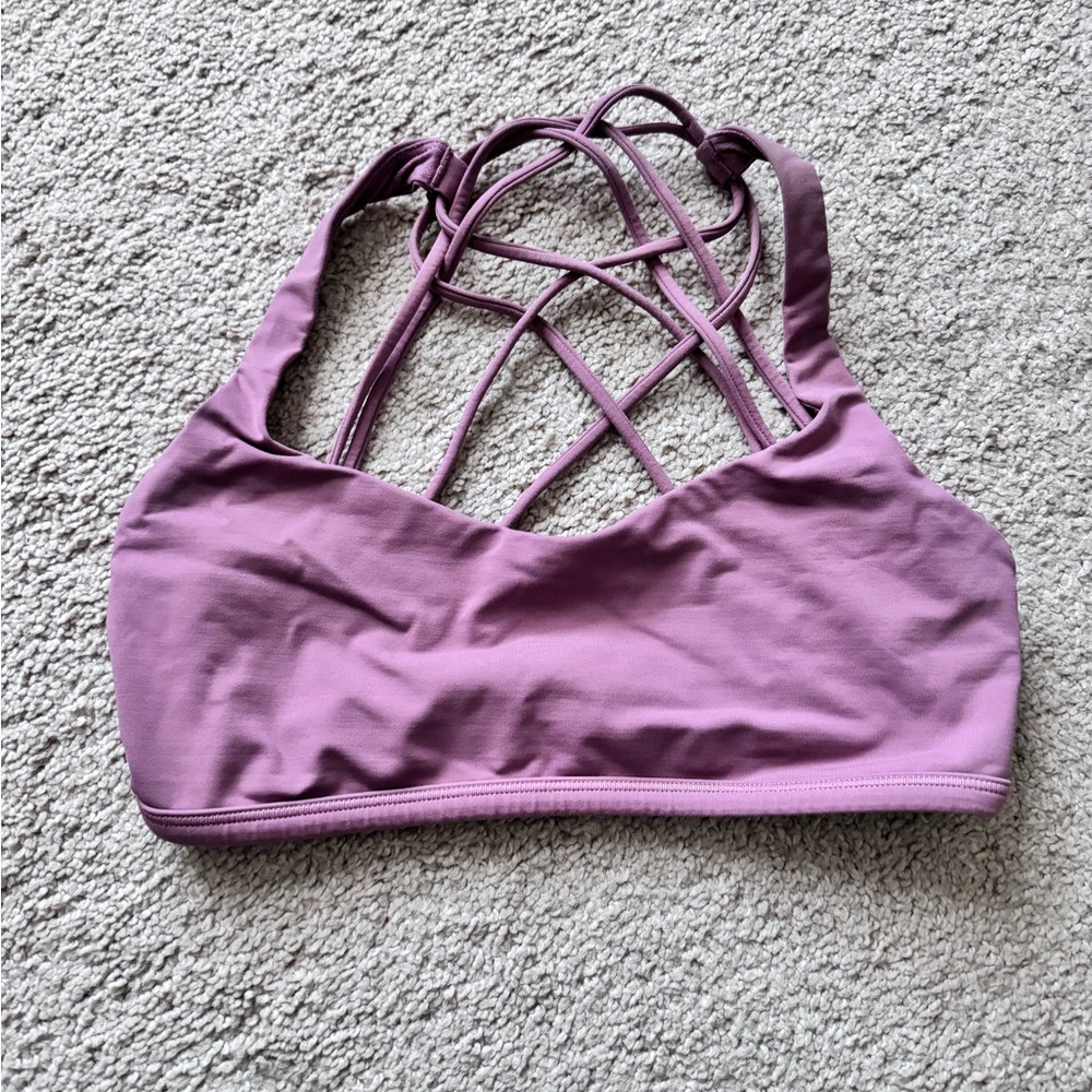 Lululemon free to be wild bra size 6